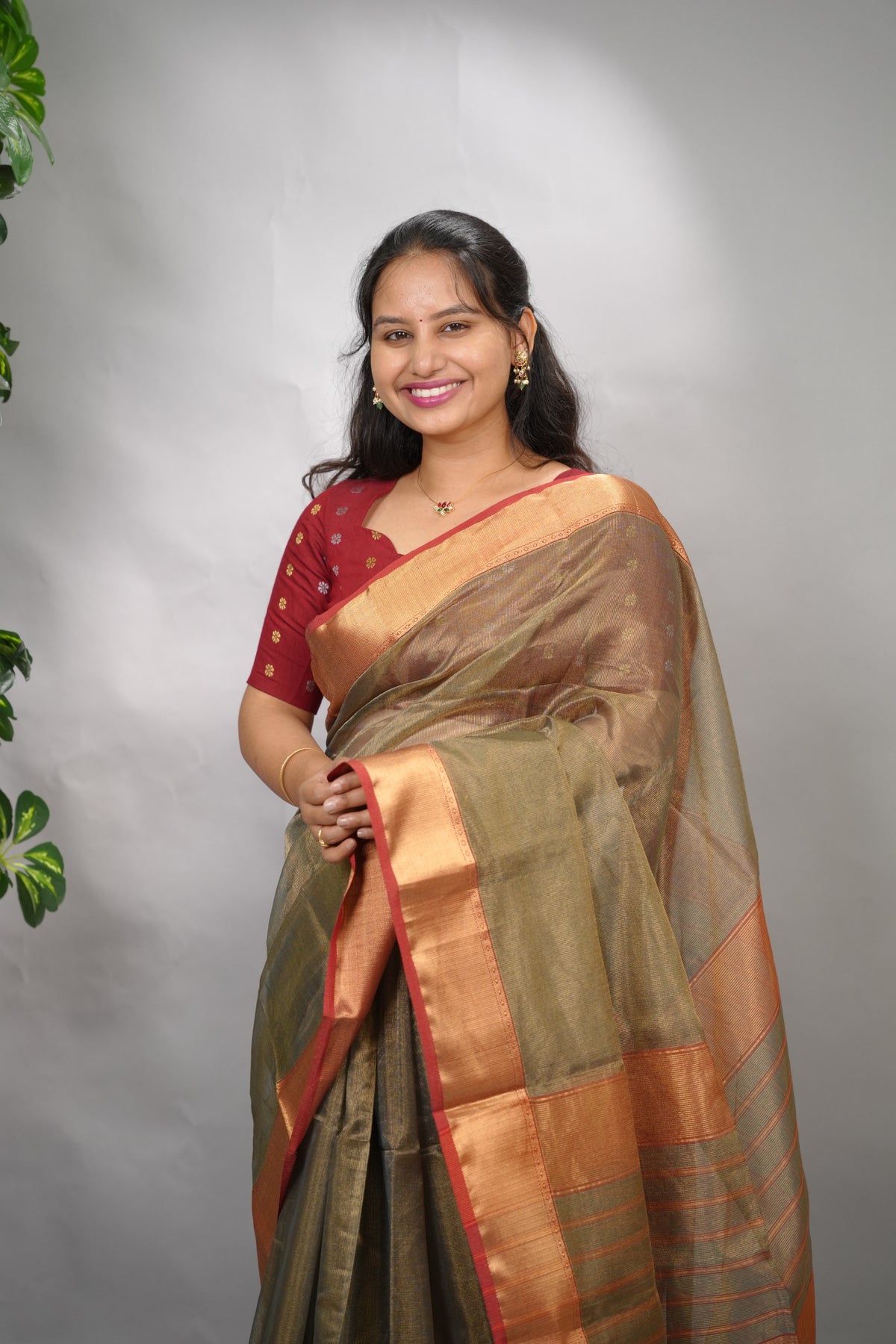 Checks Handloom Maheswari Tissue Silk Cotton Sarees | Looms & Tassels