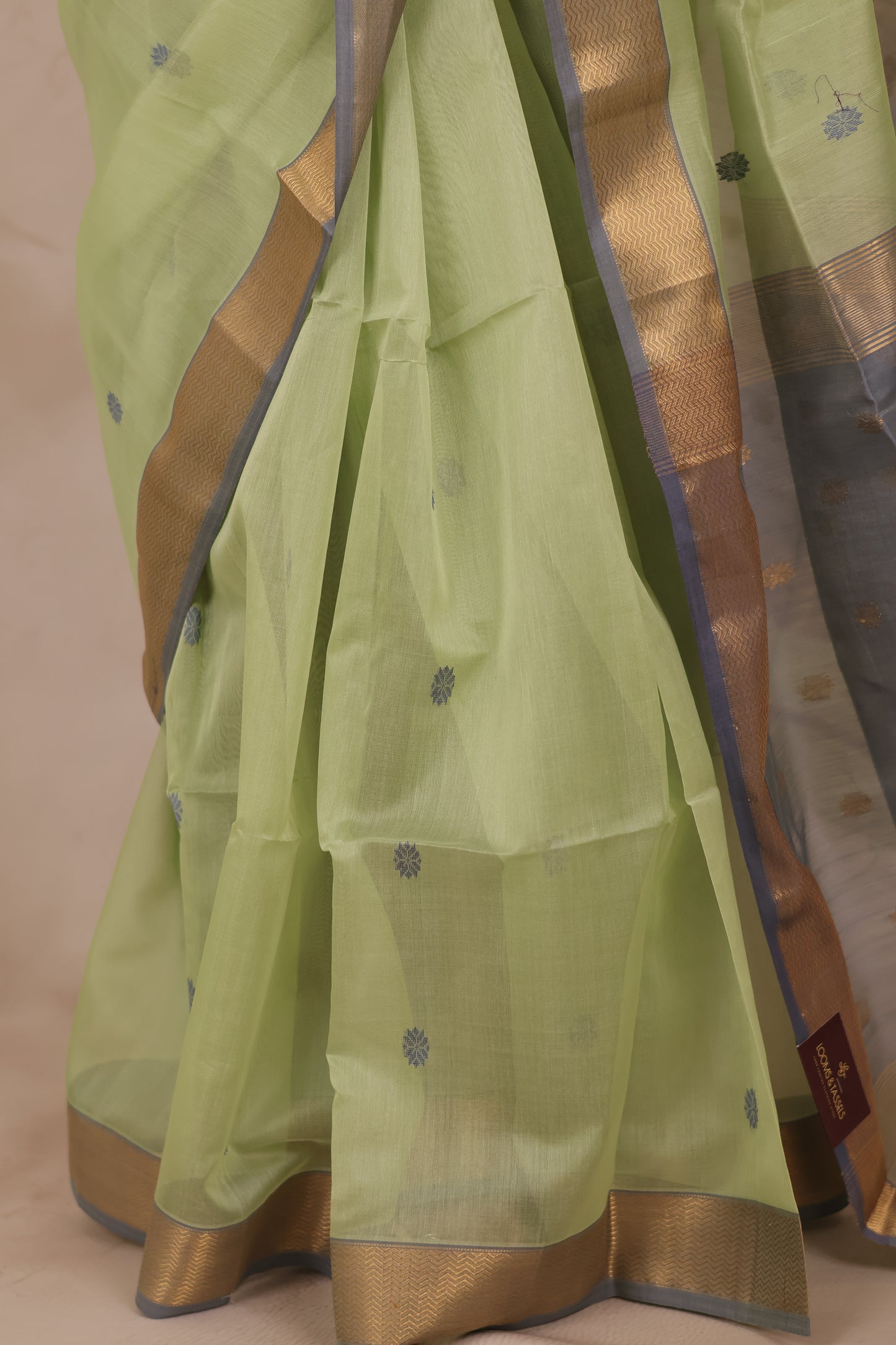 Pista Green Handloom Maheswari Silk Cotton Sarees | Looms & Tassels