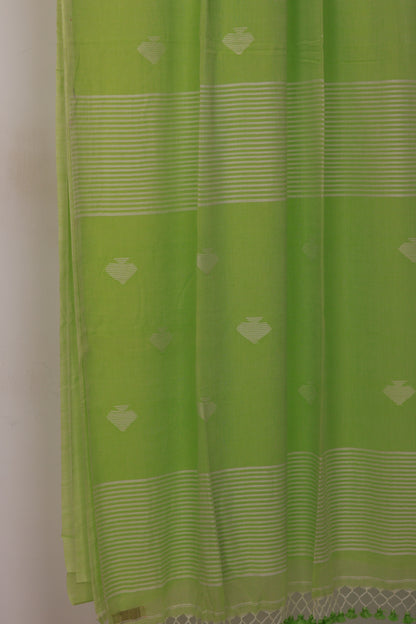 Green Pure Handwoven Malai Cotton Saree with Butta Weaving