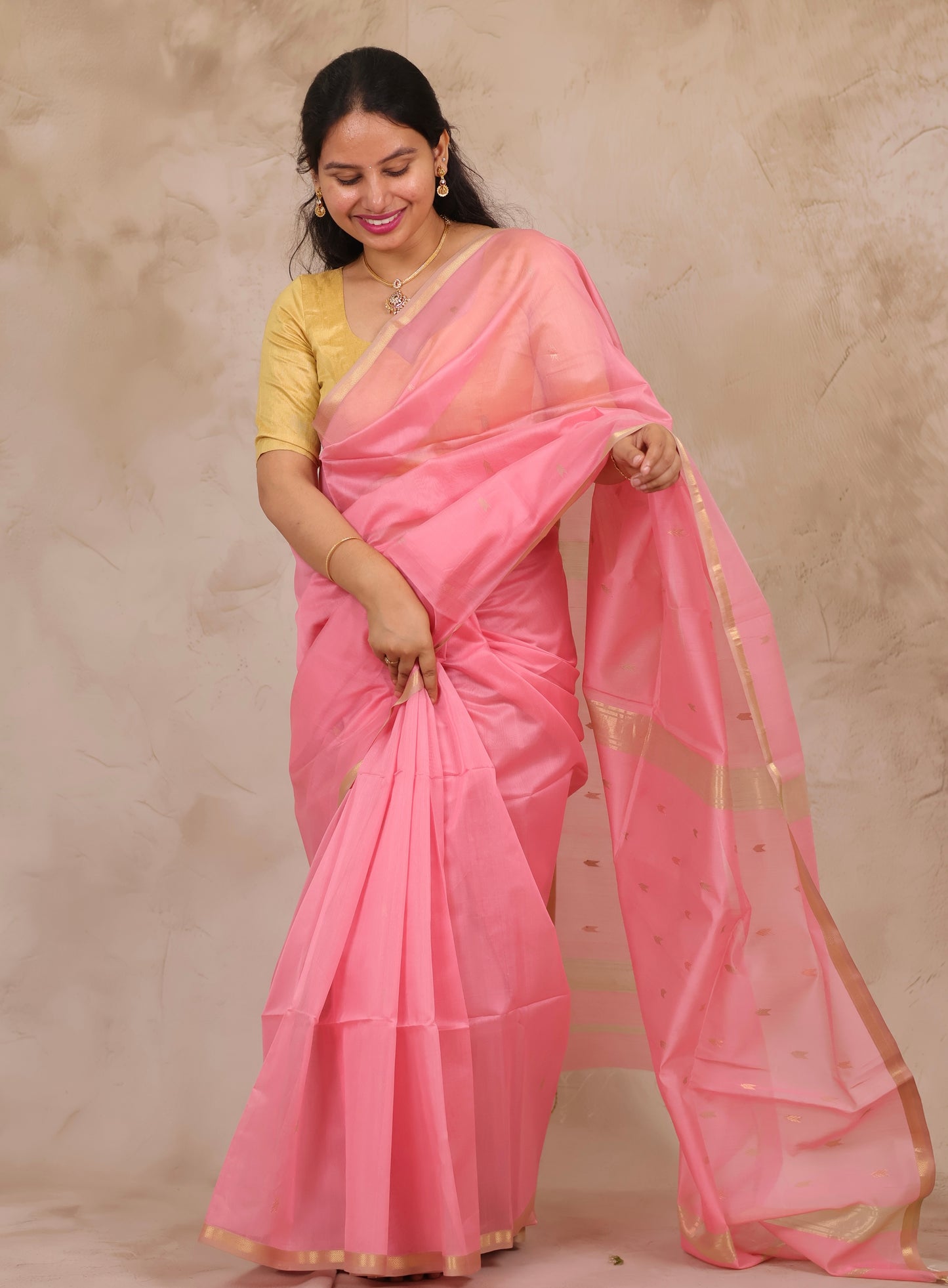 Baby Pink Handloom Maheswari Silk Cotton Sarees | Looms & Tassels