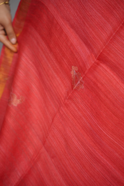 Red Handloom Jamdhani Pure Matka Silk Saree with Muslin Silk Pallu