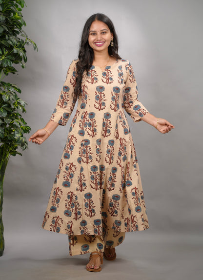 Cream Ajrakh Handblock Printed Kali Kurti Co-ord Set (Pure Cotton ) | Looms & Tassels